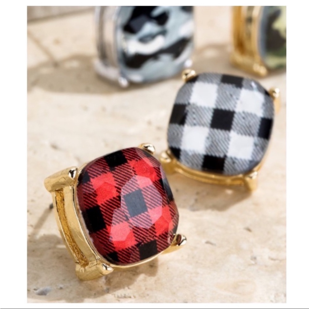 NWT Black and White Buffalo Plaid and Camouflage Faceted stud earrings